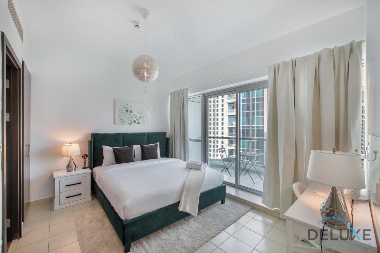 Full Marina And Ain Wheel View 1br At The Point Marina By Deluxe Homes *