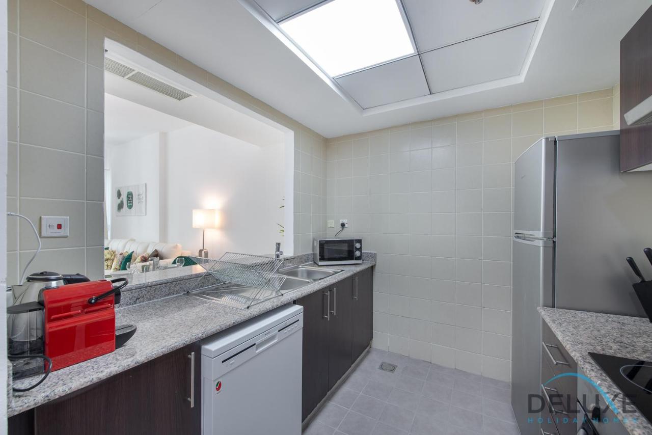 Apartment Full Marina And Ain Wheel View 1br At The Point Marina By Deluxe Homes *