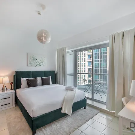 Full Marina And Ain Dubai Wheel View 1Br At The Point Dubai Marina By Deluxe Holiday Homes Exterior photo
